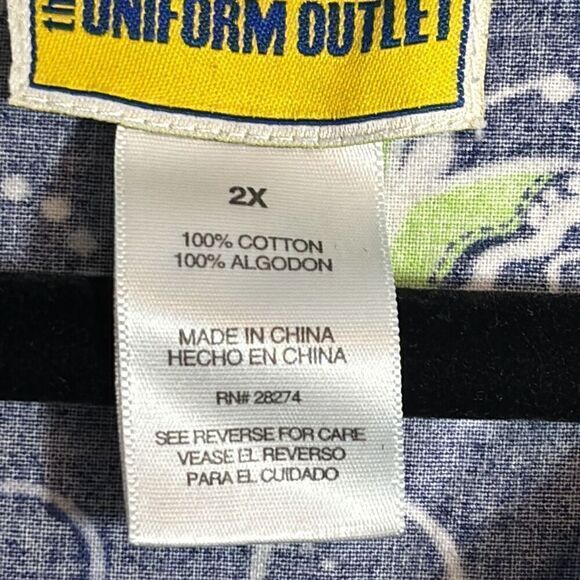 The Uniform Outlet 2X butterfly print knit sides two pocket scrub top blue & gre - Picture 8 of 11